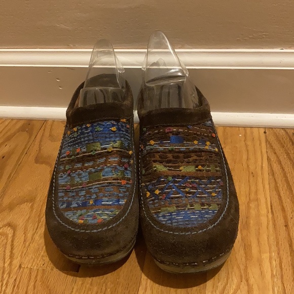 GREAT CONDITION UNIQUE DANSKO CLOGS - Picture 3 of 5